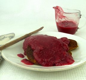 pumpkin-pancakes-with-sauce