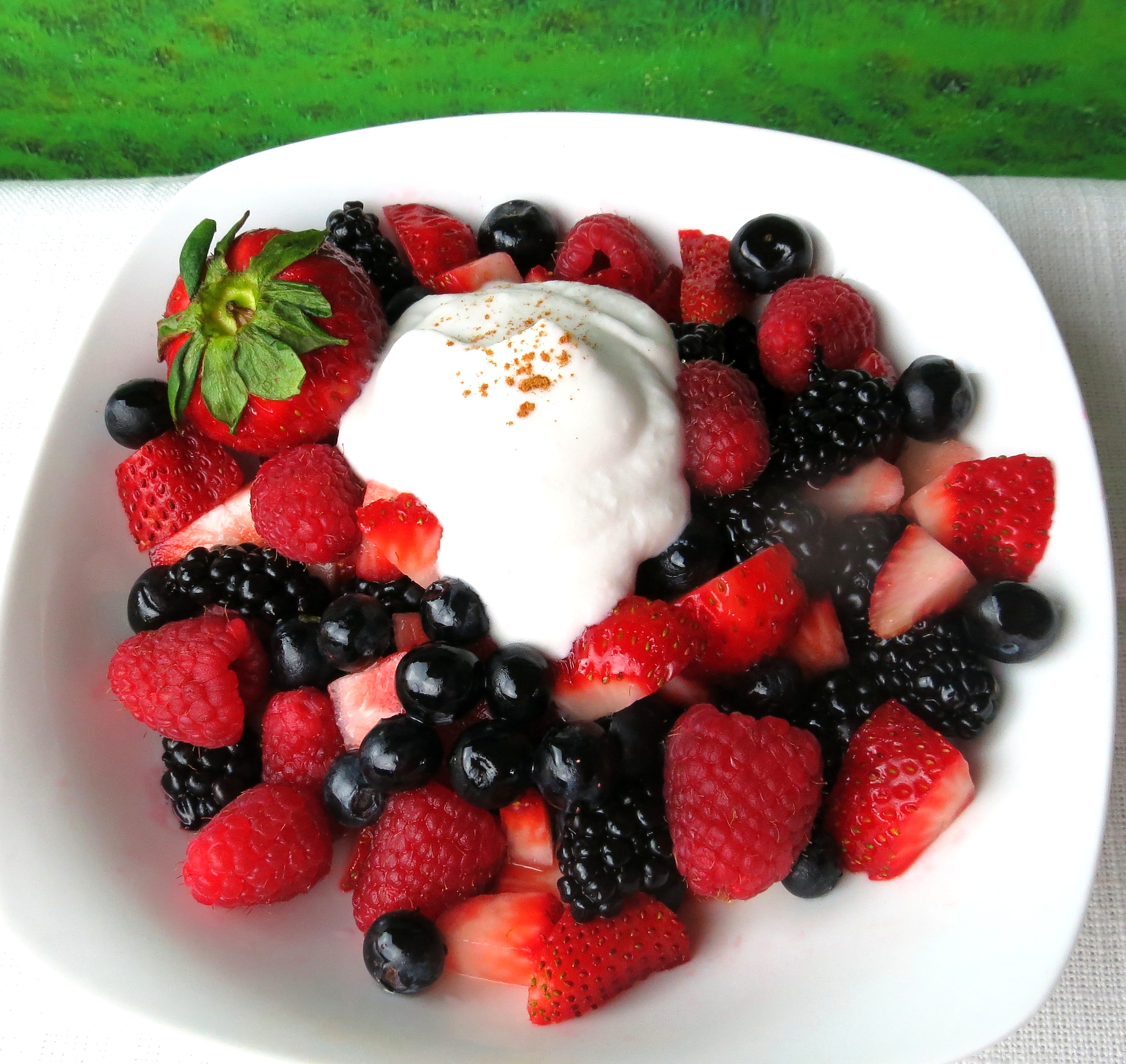 Berries-coconut-cream