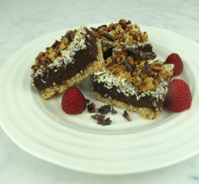 chocolate-raspberry-streusel-bar