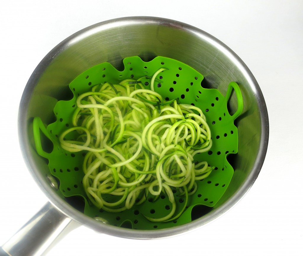 zucchini-spaghetti-pan