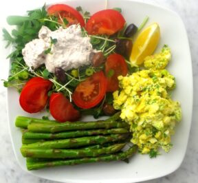 egg-salad-with asparagus